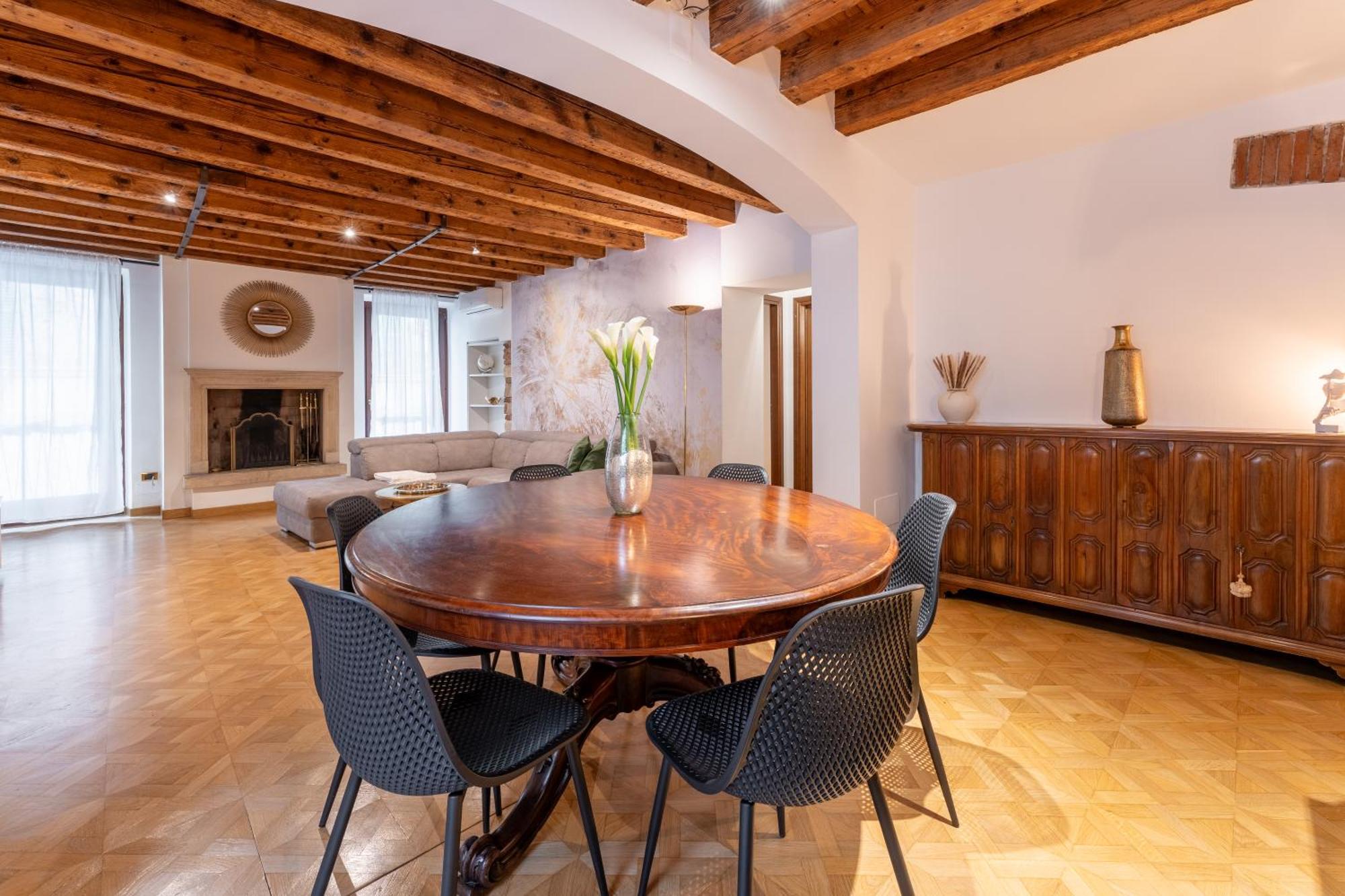 Sgarzerie Luxury Flat 2 Rooms 120Mq Verona Luaran gambar