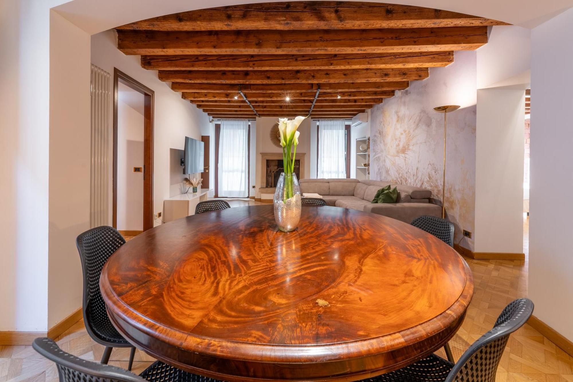 Sgarzerie Luxury Flat 2 Rooms 120Mq Verona Luaran gambar